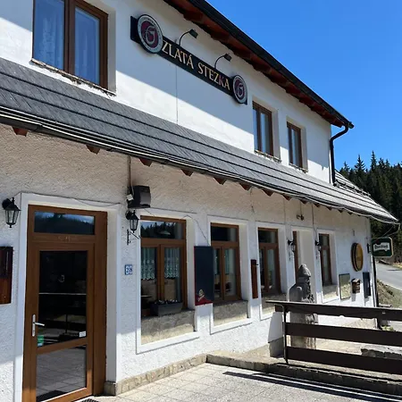 Zlata Stezka Guest house