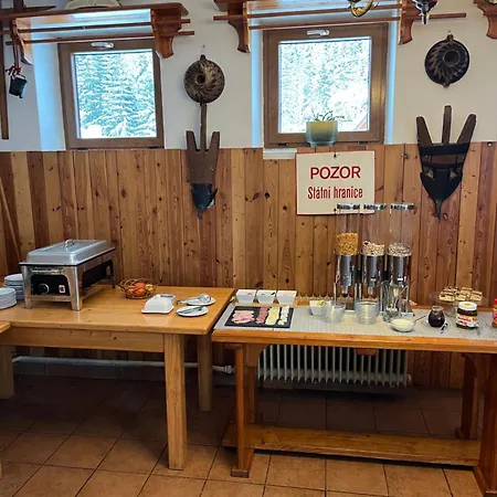 Zlata Stezka Guest house *